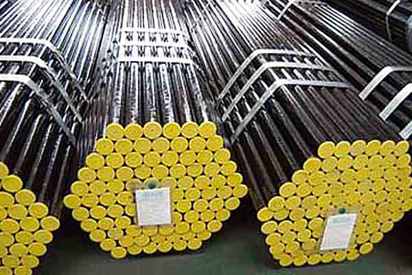 Hydraulic pillar pipe